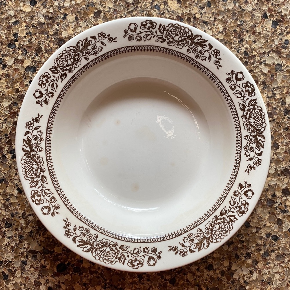 Sussex by Royal (USA), vintage, brown & white 9 inch serving bowl